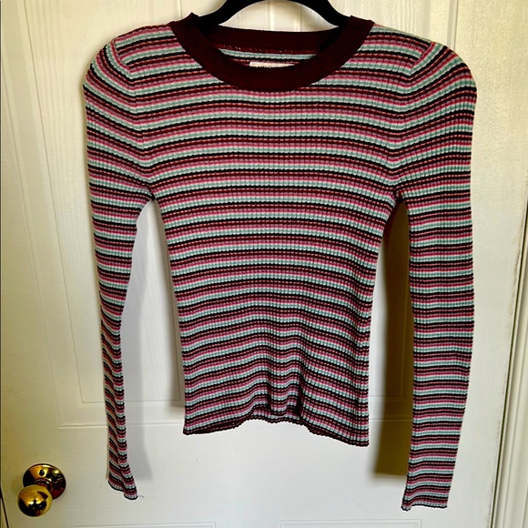 American Eagle Outfitters Red Ribbed Long Sleeve Sweater - Size - Small - Picture 1 of 3
